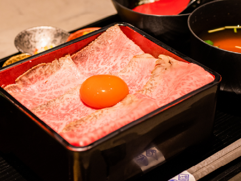 オススメ！炭火焼能登牛ローストビーフ重